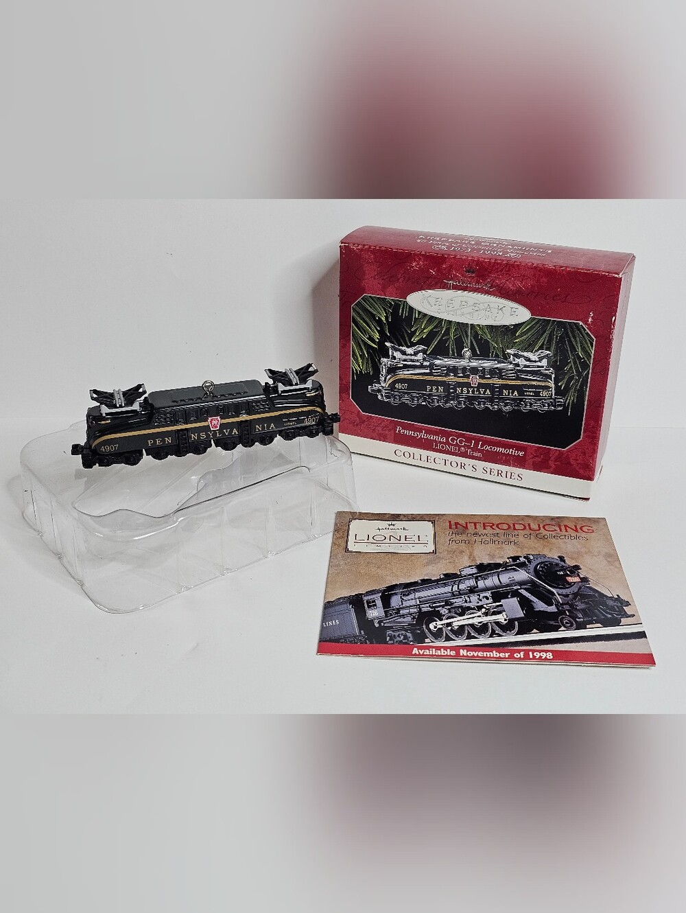 Hallmark Keepsake 1998 Lionel Train Pennsylvania GG-1 Locomotive Ornament #3 Vtg